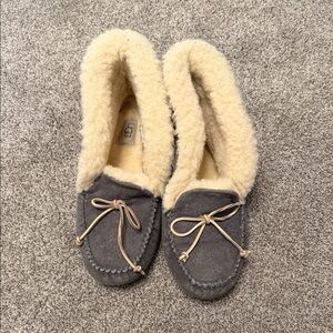 UGG Women's Moccasins in Gray and Cream